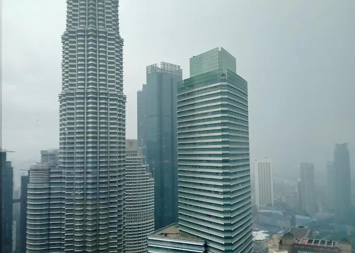 Sky Suites Klcc By Labubu